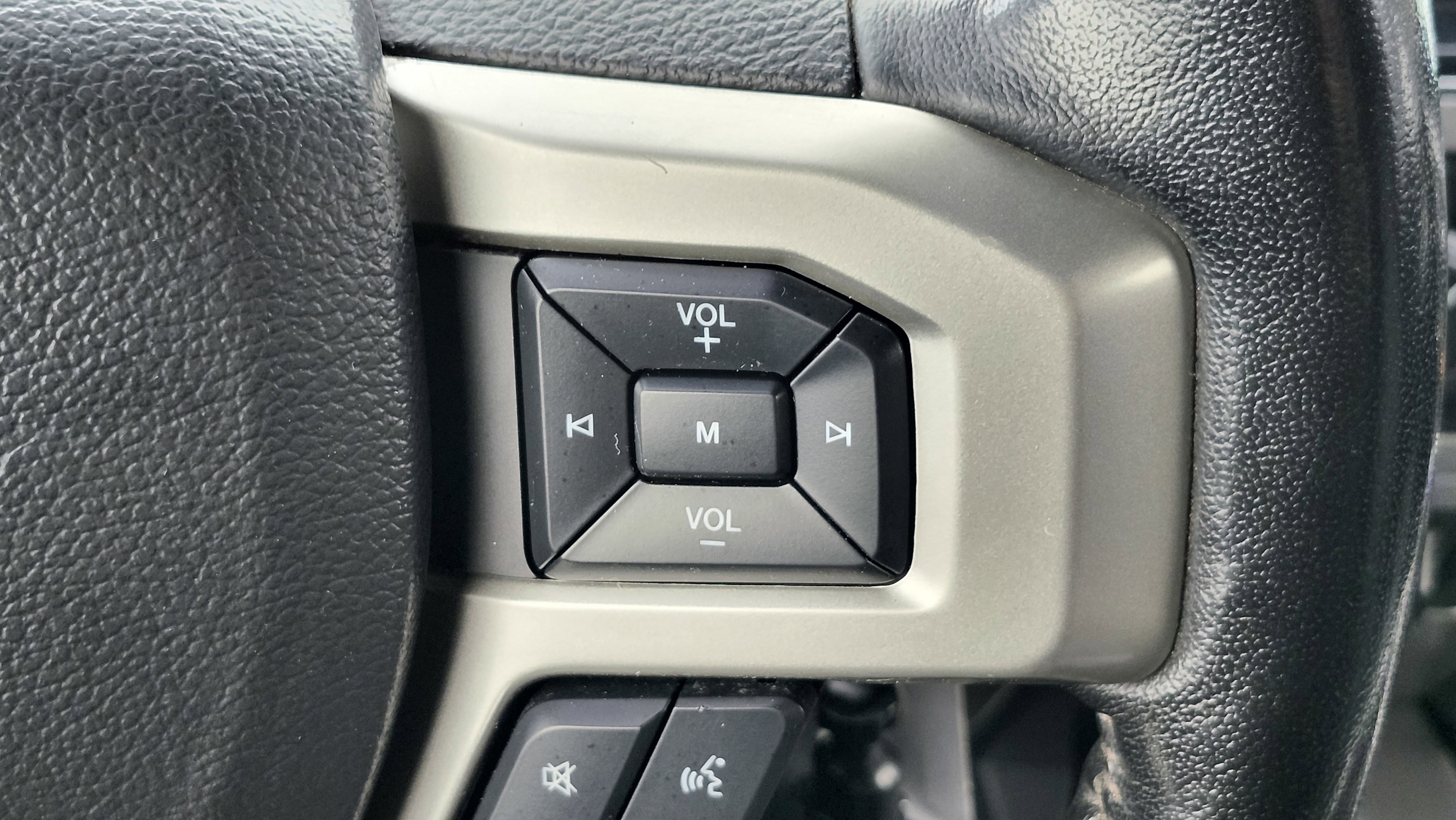 2022 Ford F350 Lariat