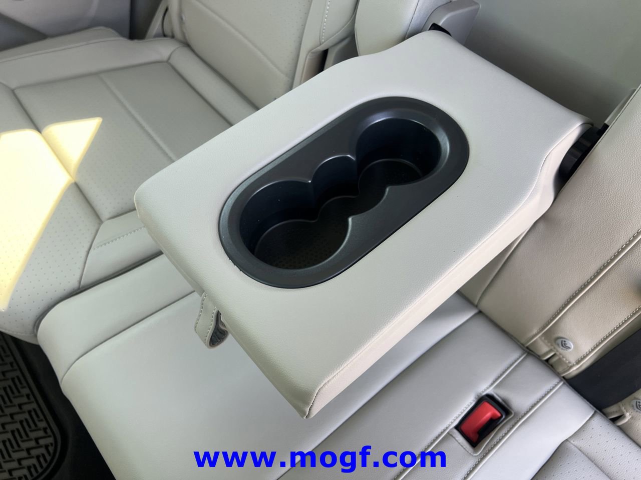 2022 Volkswagen Atlas SE