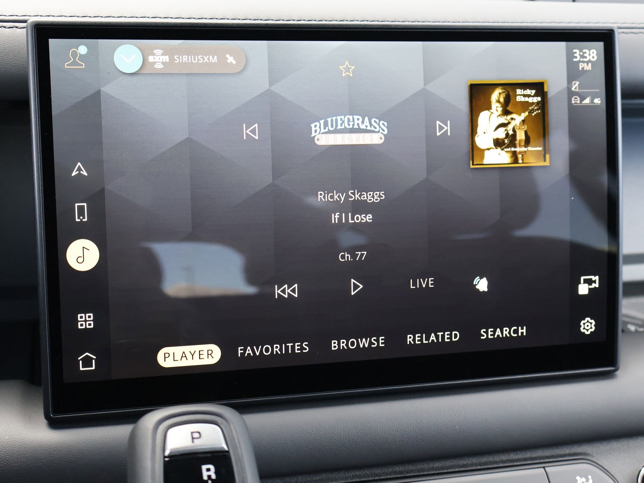 2025 Land Rover Defender 110 S