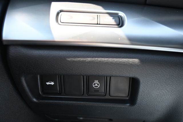 2023 Nissan Maxima SL