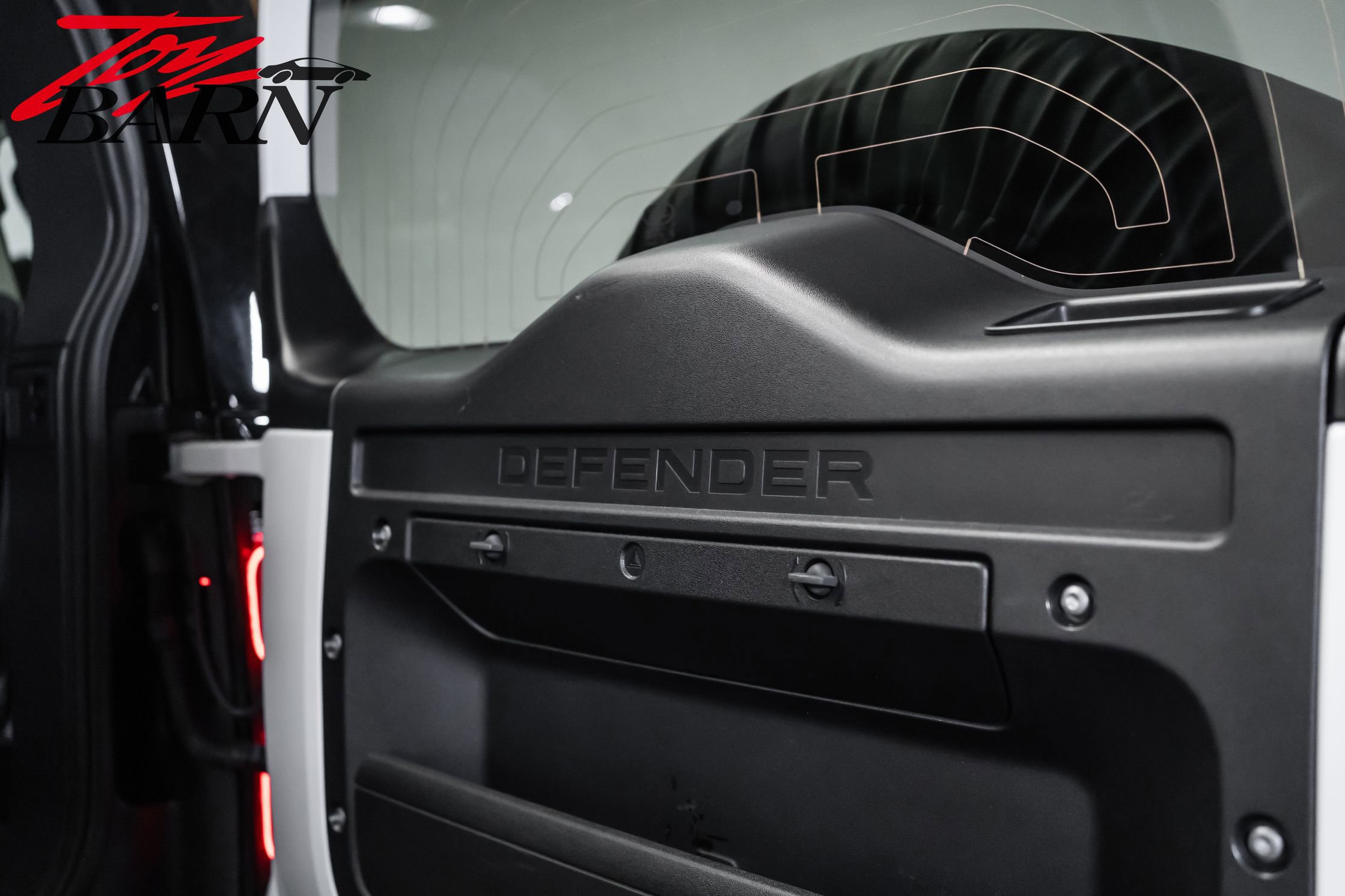 2023 Land Rover Defender 130 SE