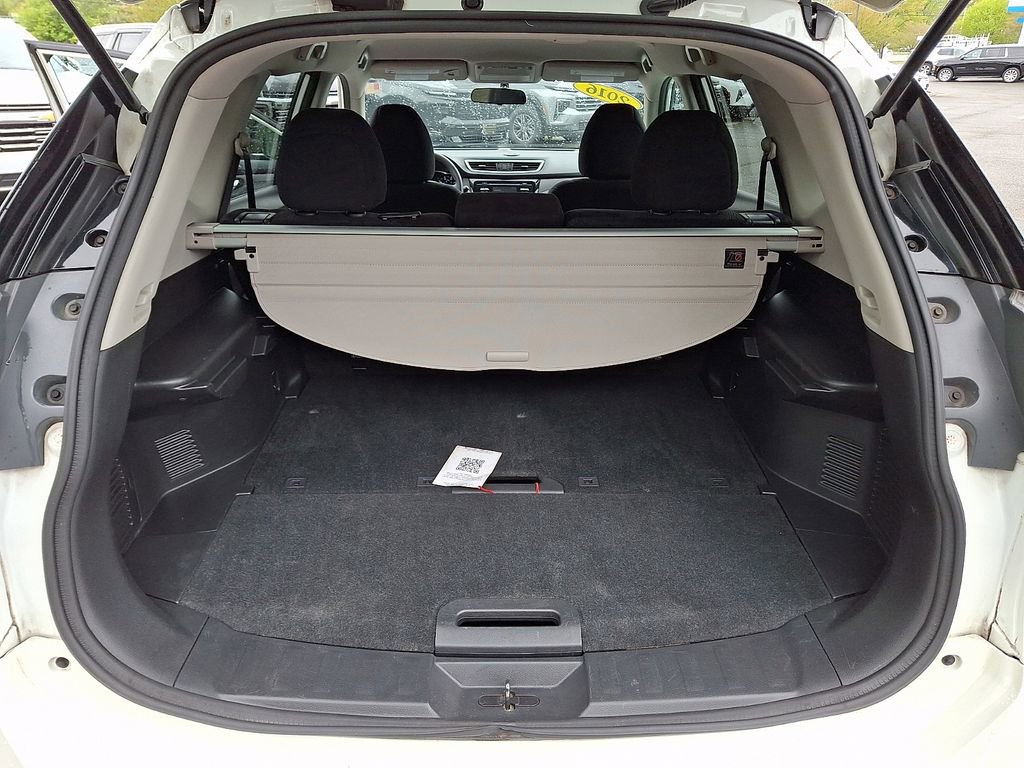 2016 Nissan Rogue SV