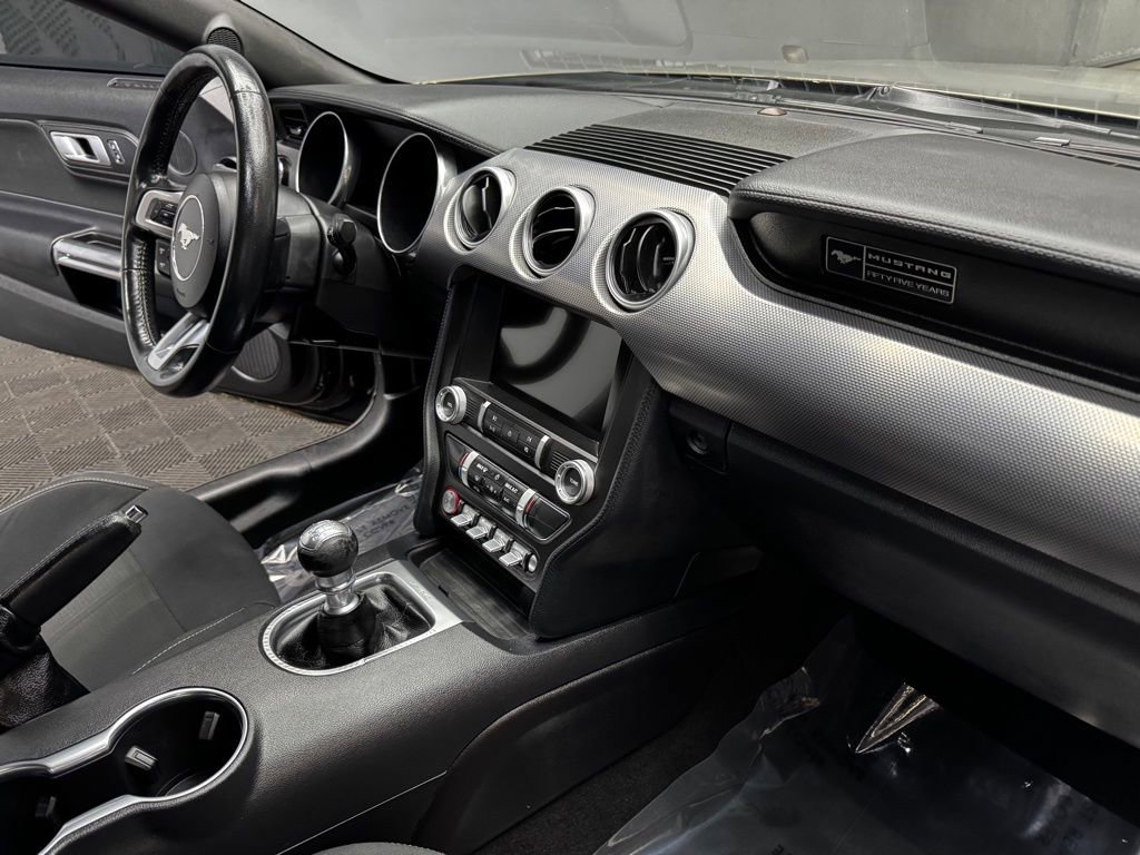 2020 Ford Mustang Coupe