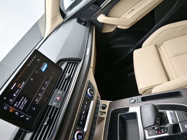 2023 Audi Q5 2.0T Premium Plus