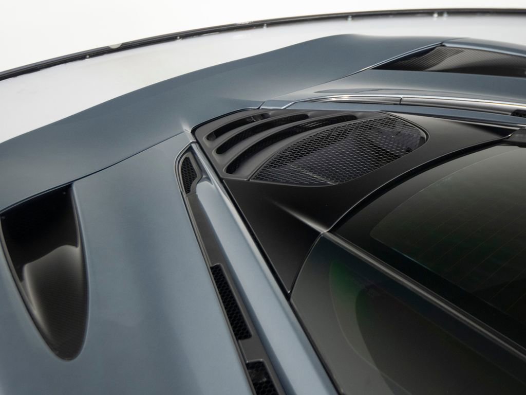 Used 2018 McLaren 720S Performance photo 43