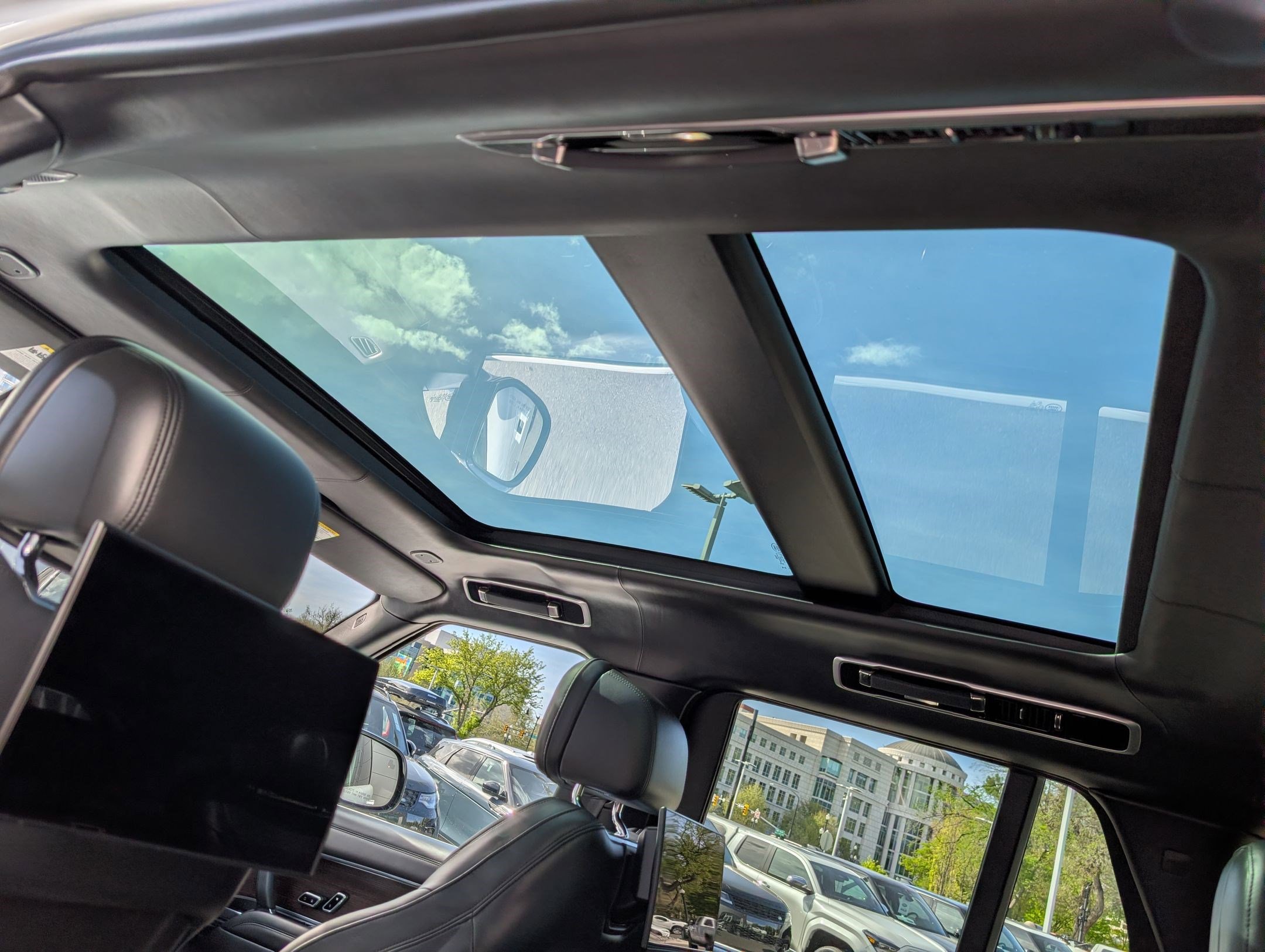 2023 Land Rover Range Rover Autobiography