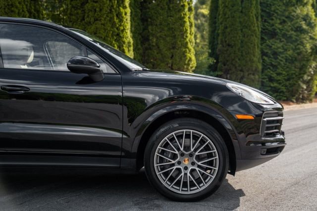 2022 Porsche Cayenne Platinum Edition
