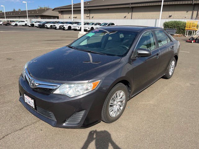 Used 2014 Toyota Camry LE