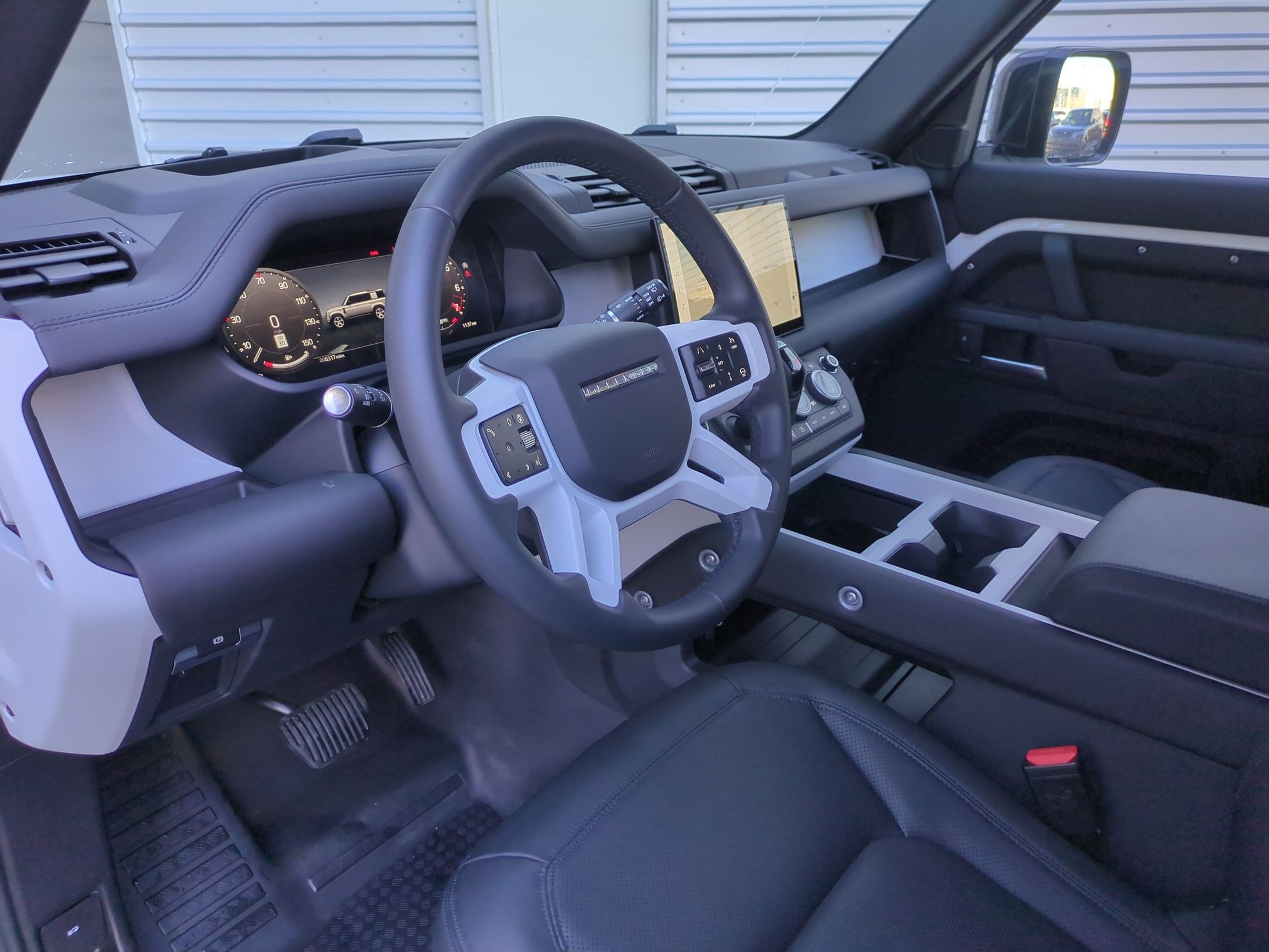 2025 Land Rover Defender 110 S