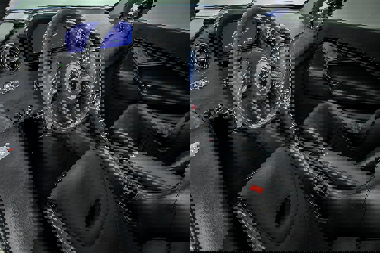 Used 2019 McLaren 720S Performance photo 21