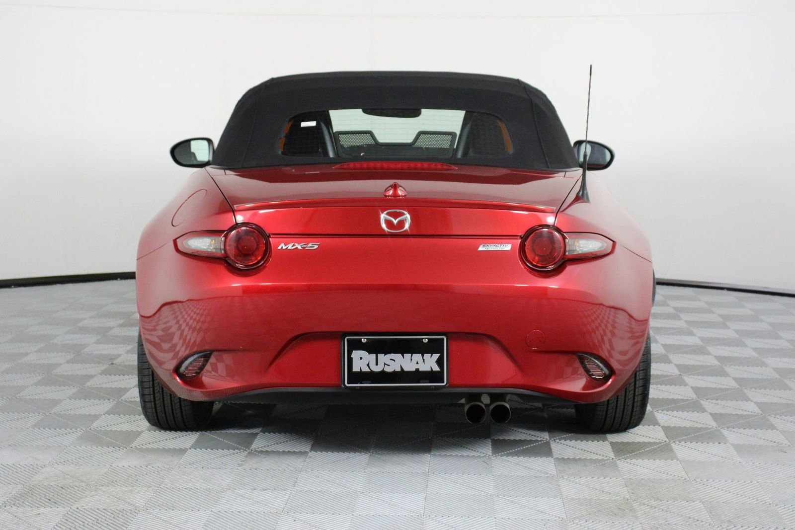 2016 MAZDA MX-5 Miata Grand Touring