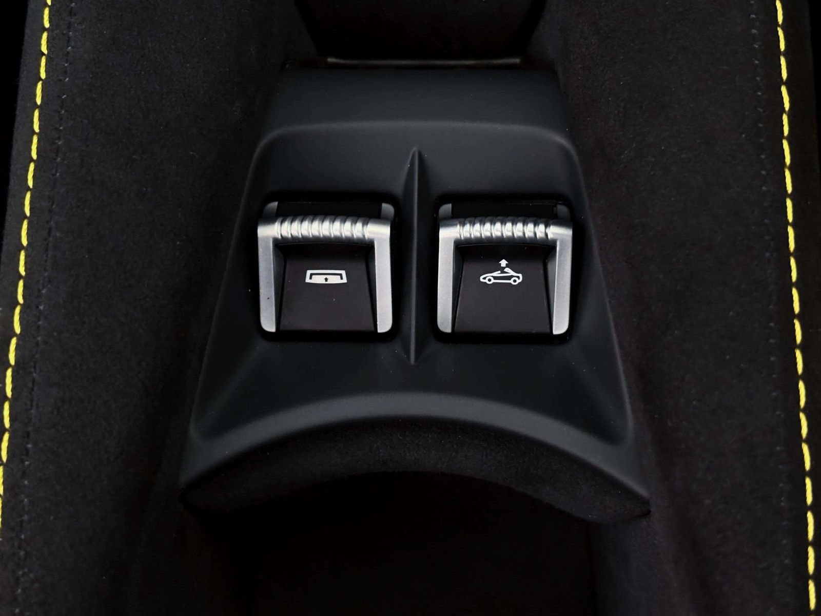 New 2026 McLaren 750S Spider photo 28