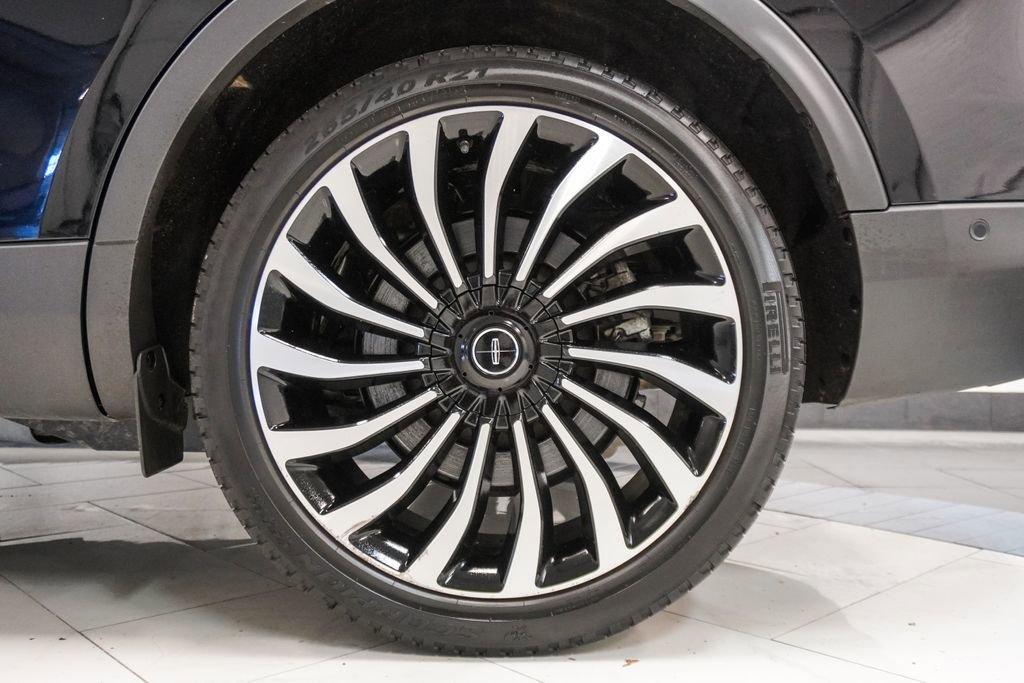 2022 Lincoln Nautilus Black Label