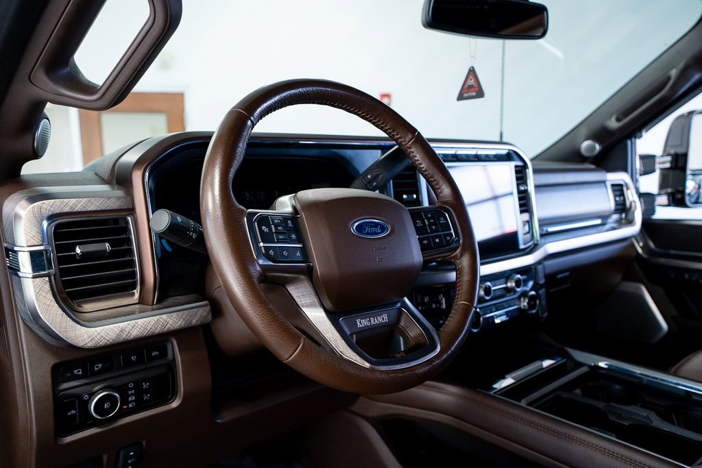 2023 Ford F450 King Ranch