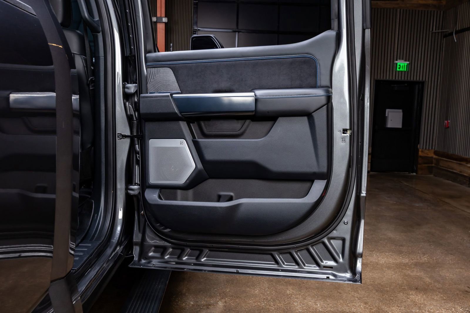 2025 Ford F250 Platinum