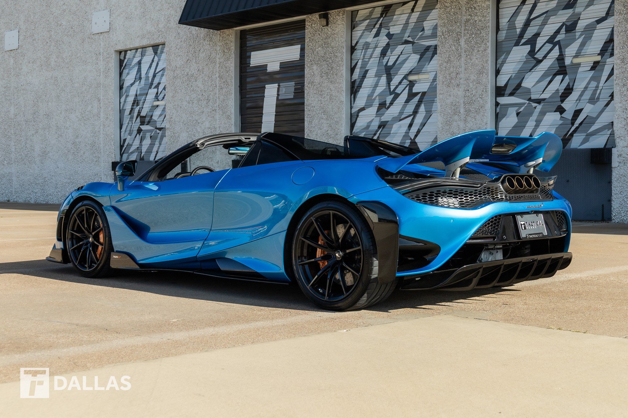 Used 2022 McLaren 765LT photo 10