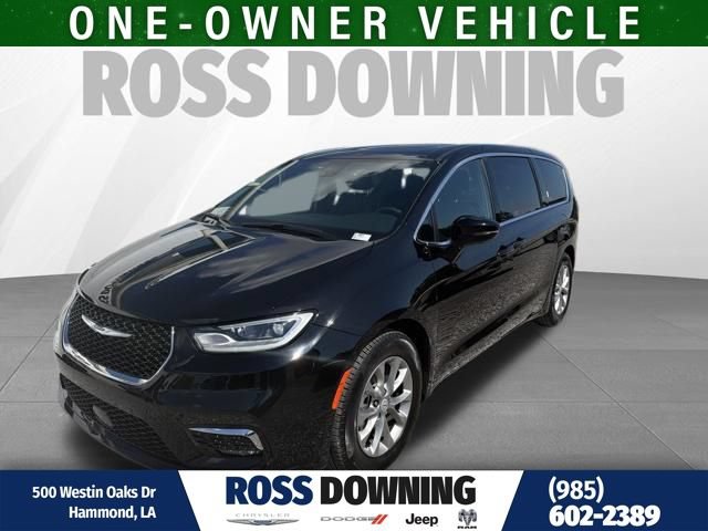 Used 2026 Chrysler Pacifica Limited