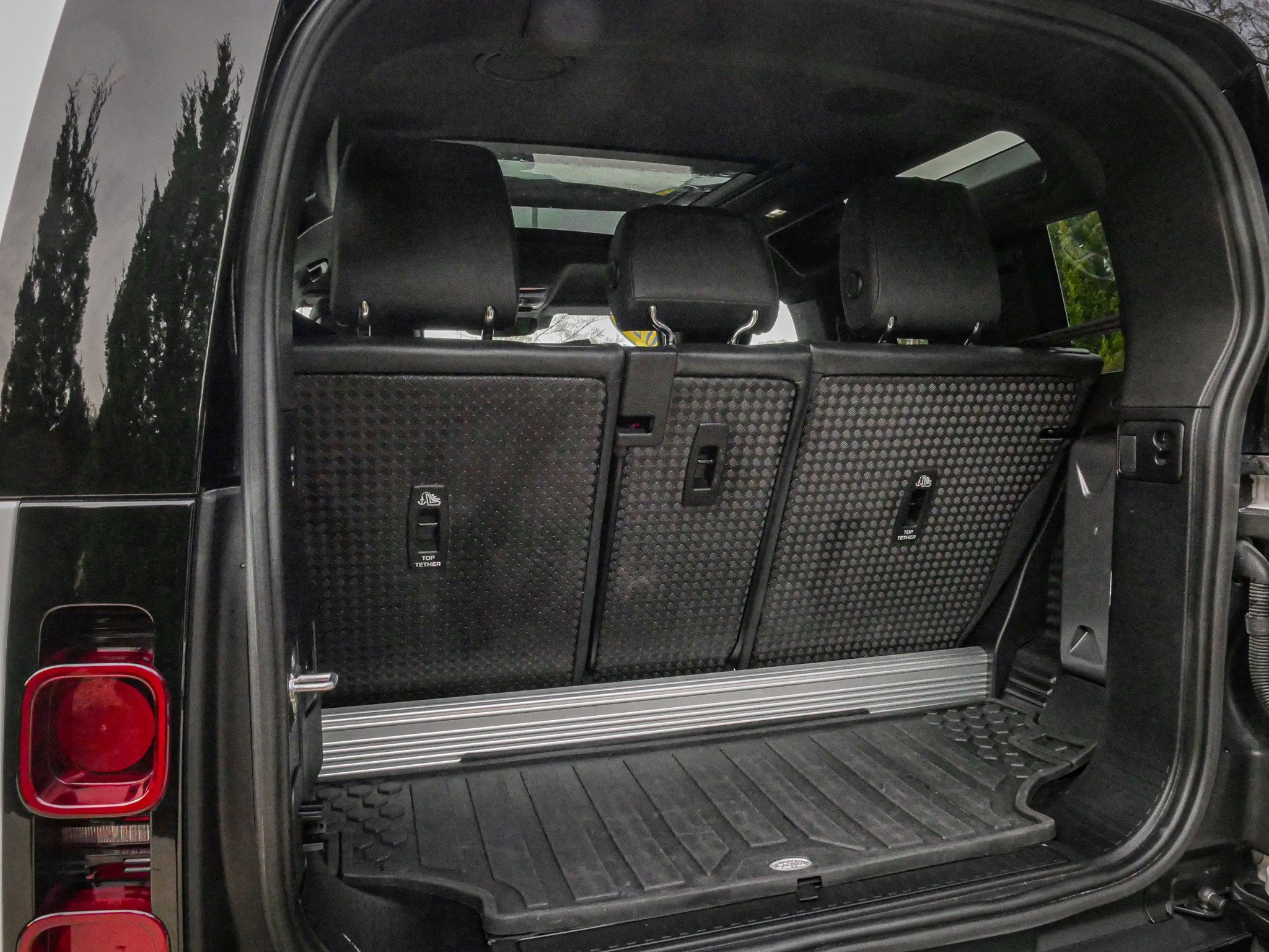 2023 Land Rover Defender 90 X-Dynamic SE