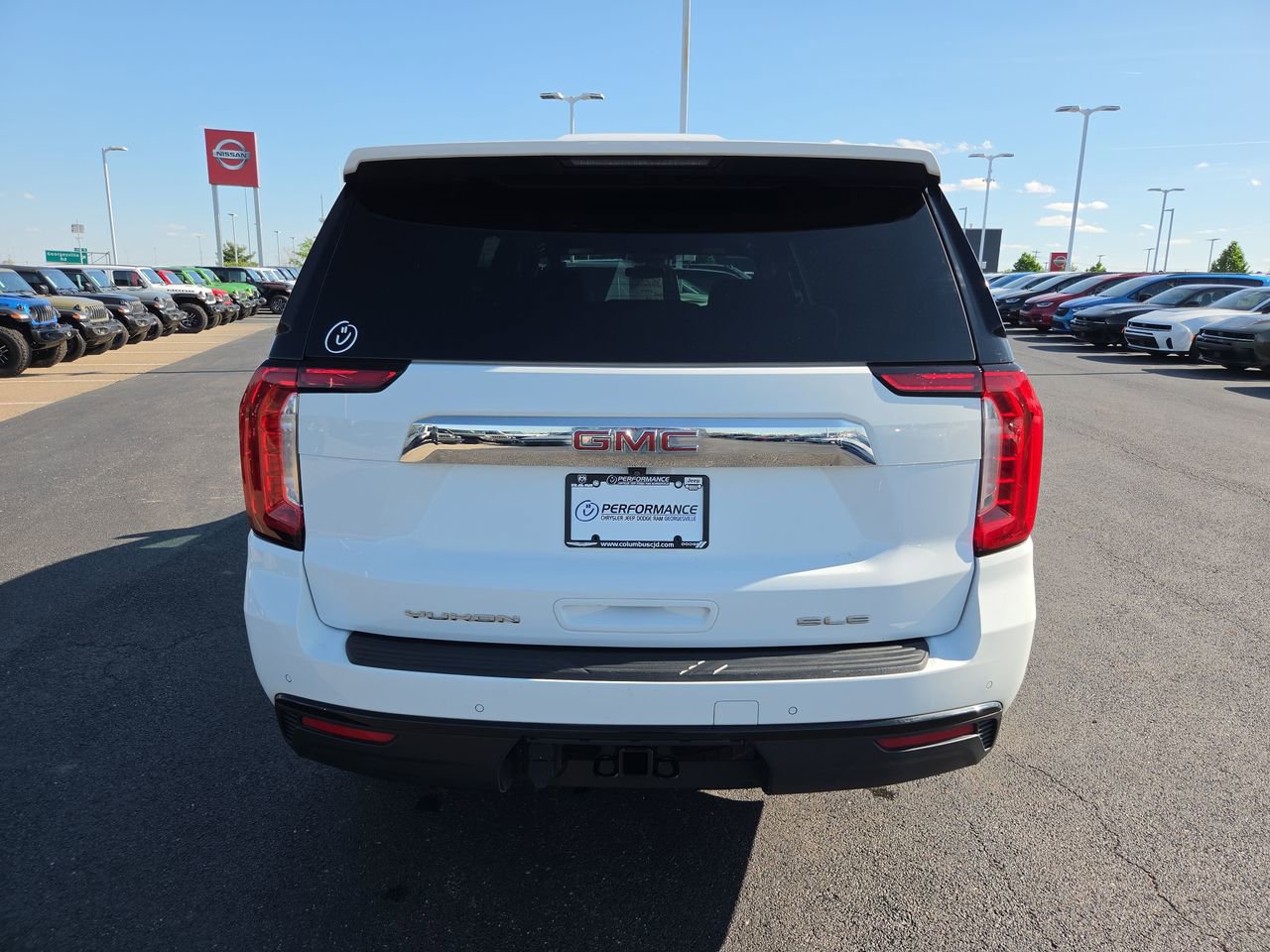 2023 GMC Yukon XL SLE