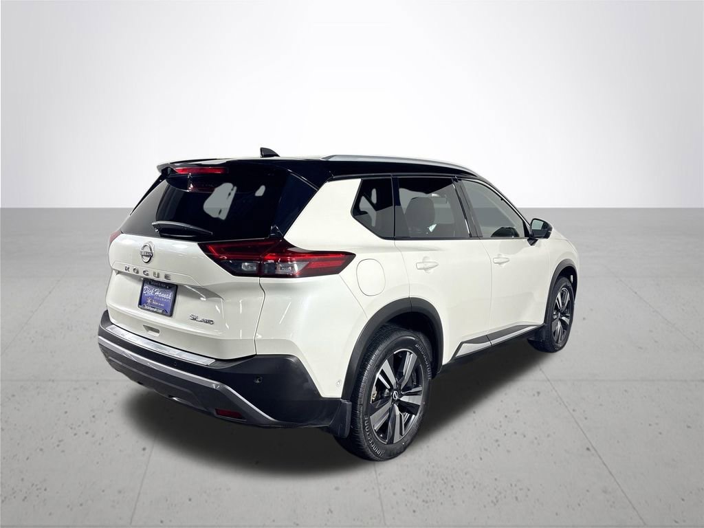 2022 Nissan Rogue SL