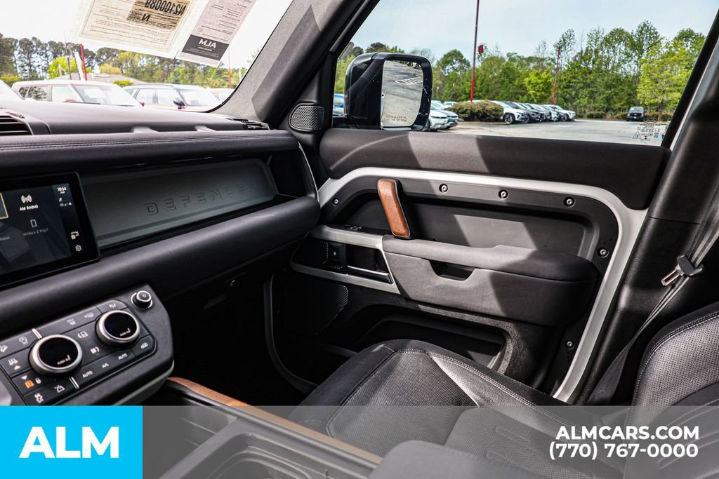 2022 Land Rover Defender 110 X-Dynamic SE