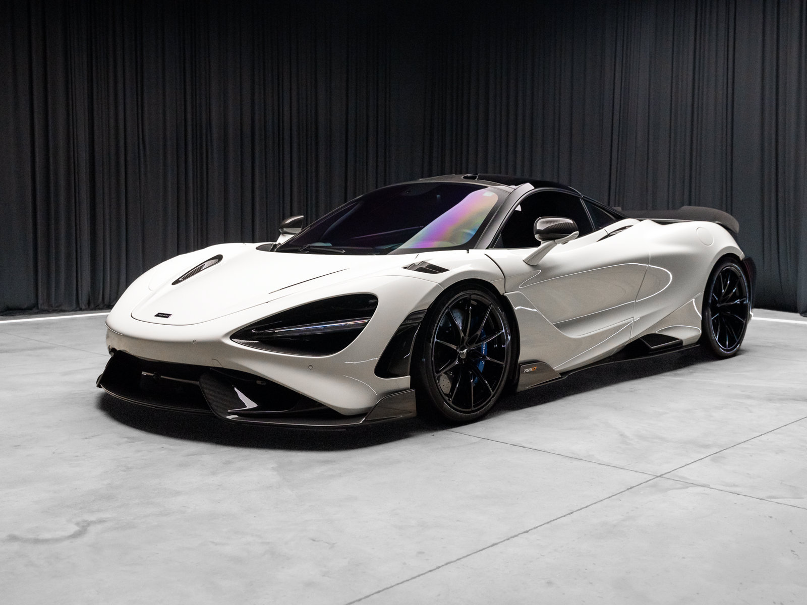 Used 2021 McLaren 765LT photo 23