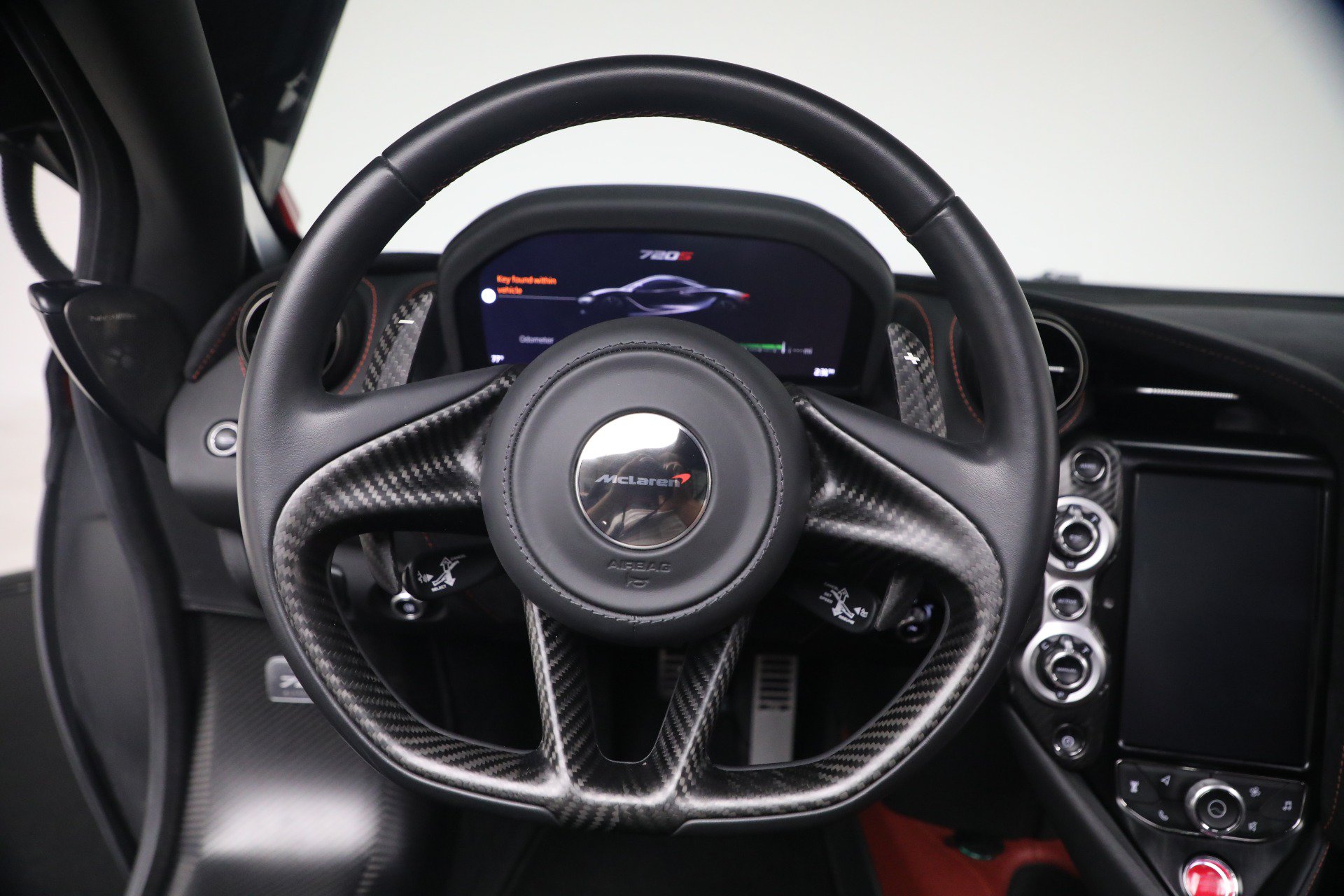 Used 2019 McLaren 720S Performance photo 27
