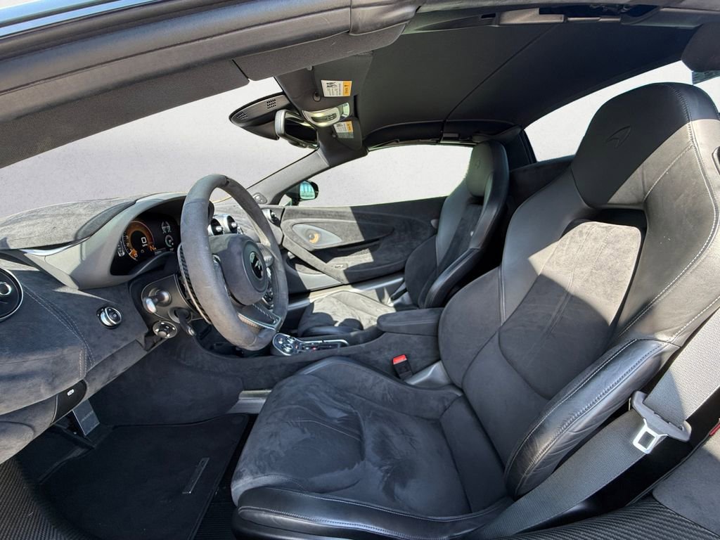 Used 2020 McLaren 600LT Spider photo 11