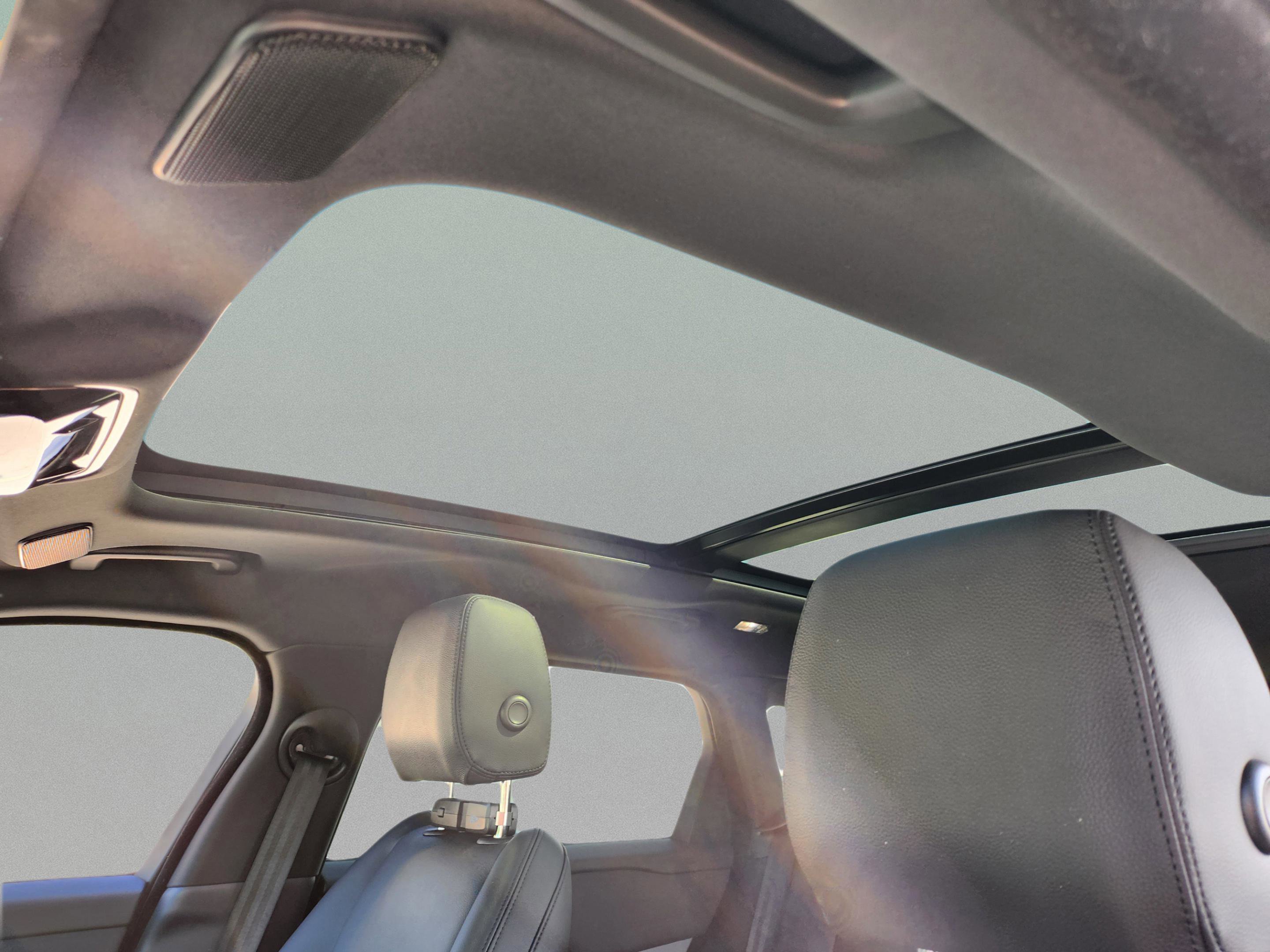 2025 Land Rover Range Rover Velar S