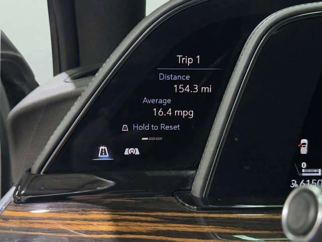 2021 Cadillac Escalade Luxury