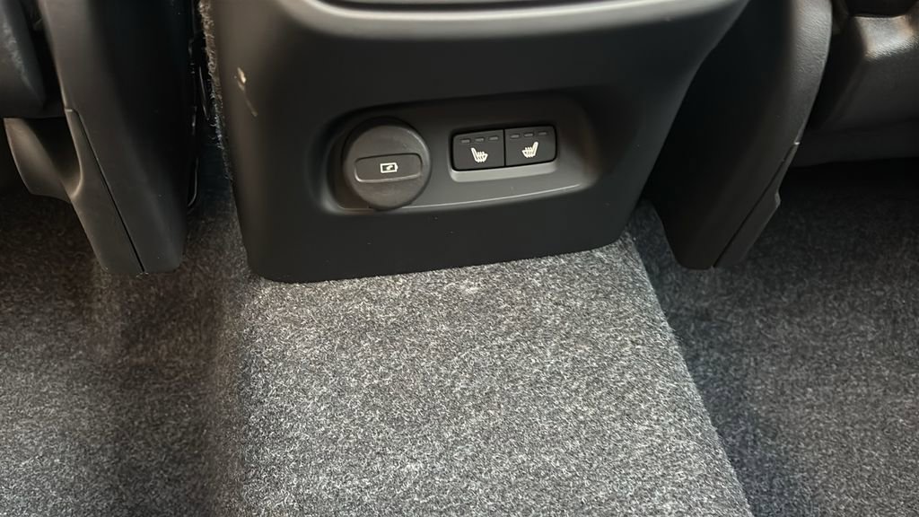 2026 Volvo Xc40 B5 Ultra