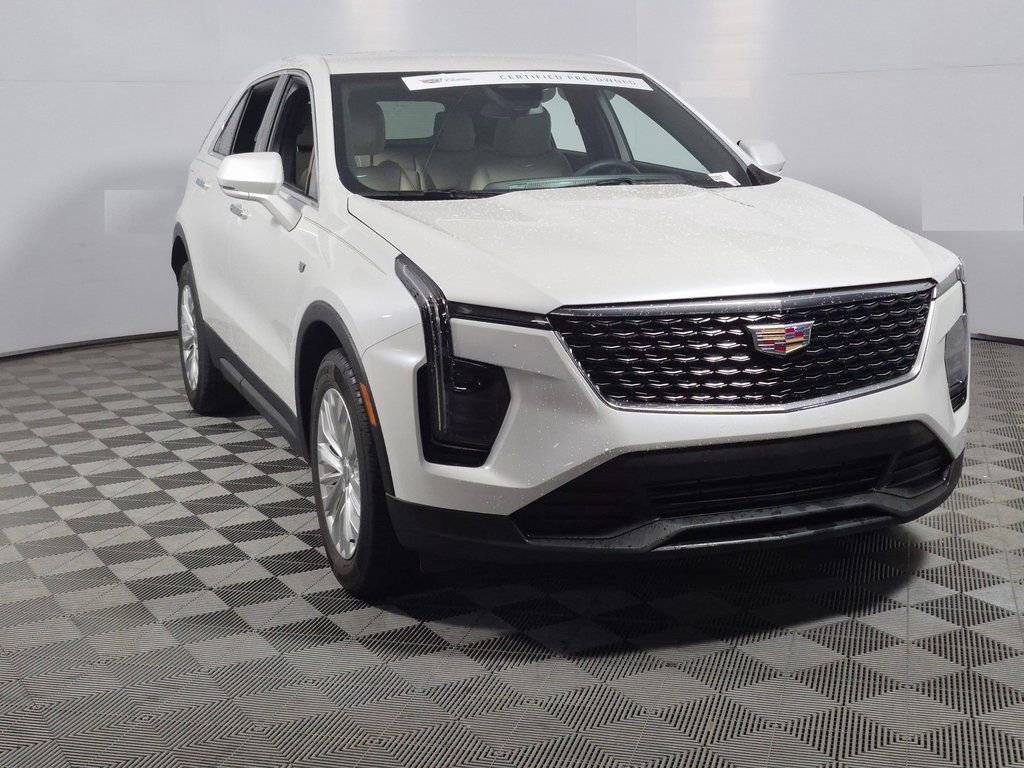 Certified 2024 Cadillac XT4 Luxury w/ Cold Weather Package