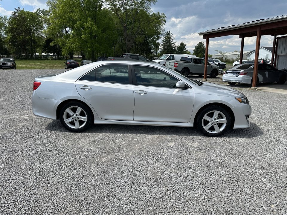 2014 Toyota Camry SE