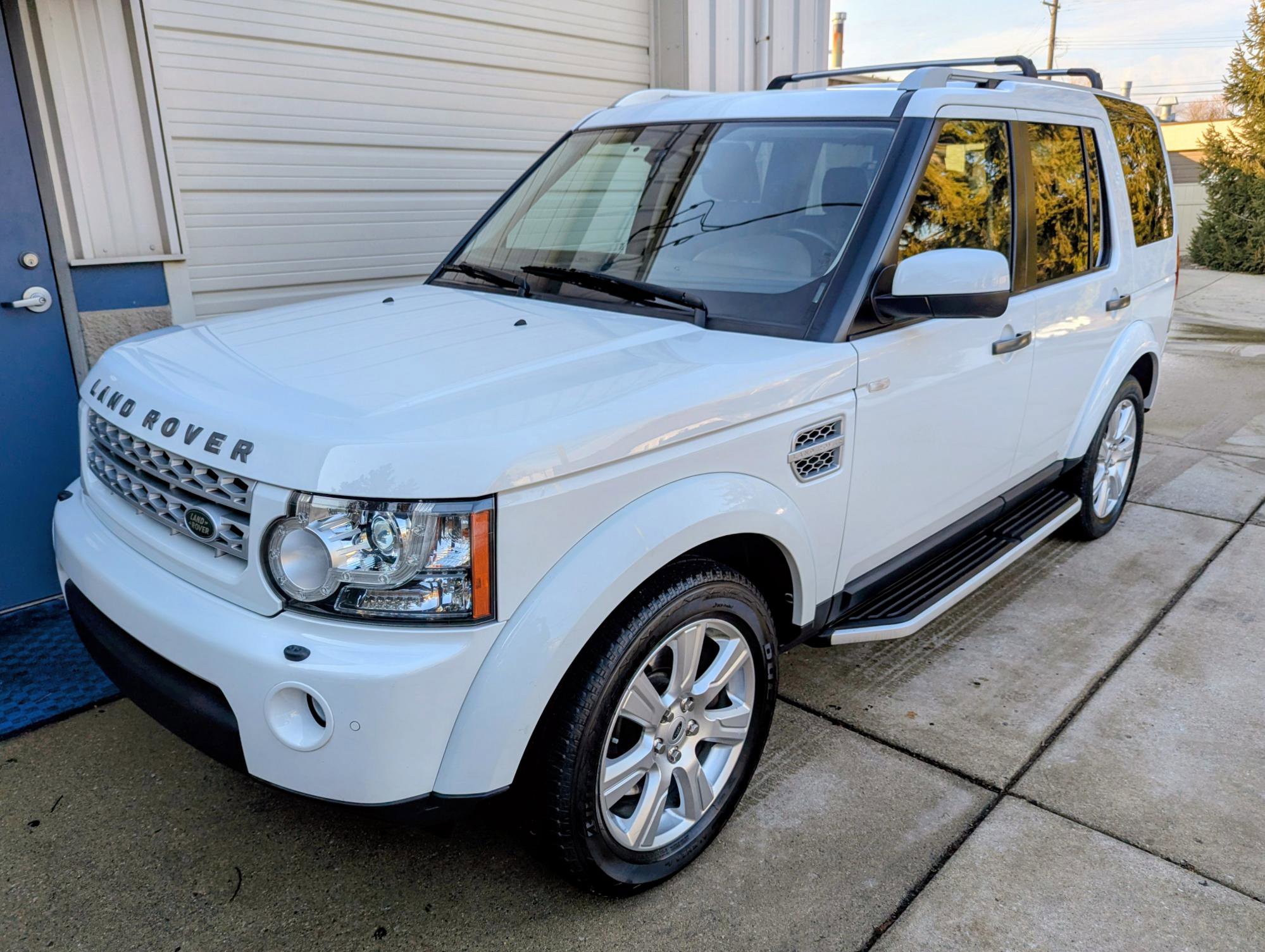 Used 2013 Land Rover LR4 HSE LUX