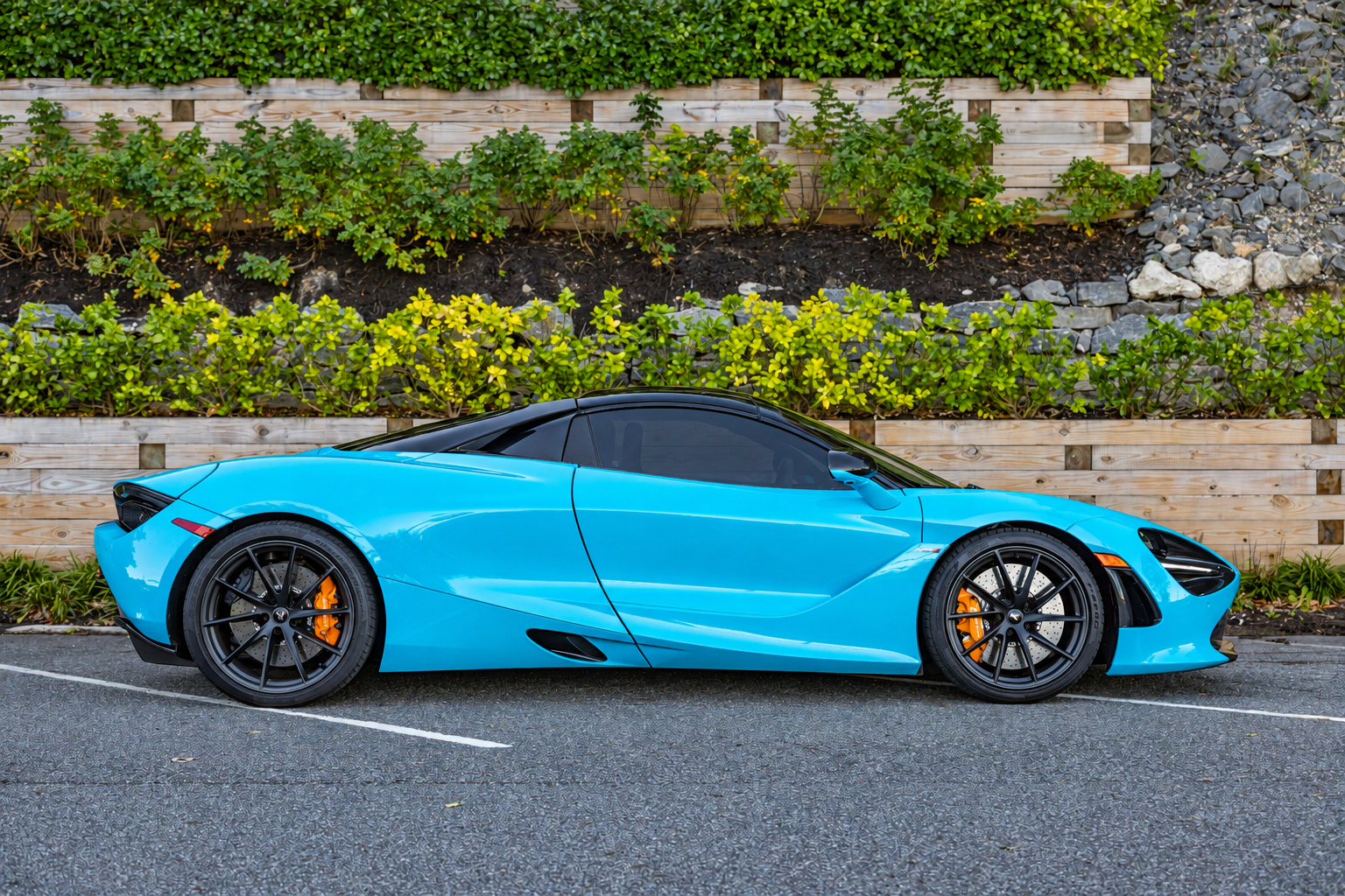 Used 2020 McLaren 720S Luxury photo 31