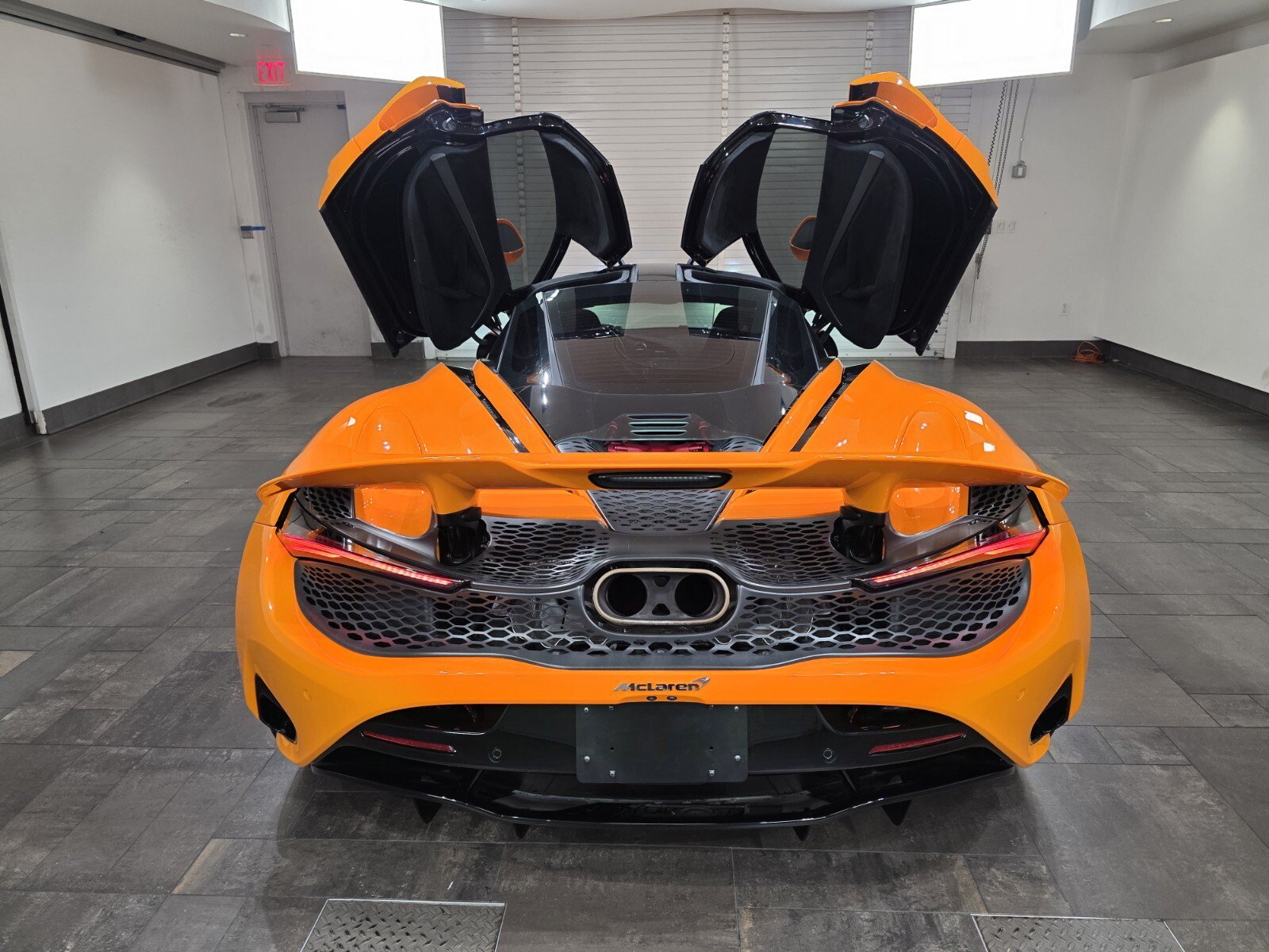 Used 2024 McLaren 750S photo 24