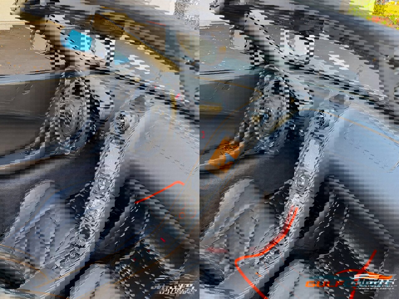 Used 2016 McLaren 675LT photo 35