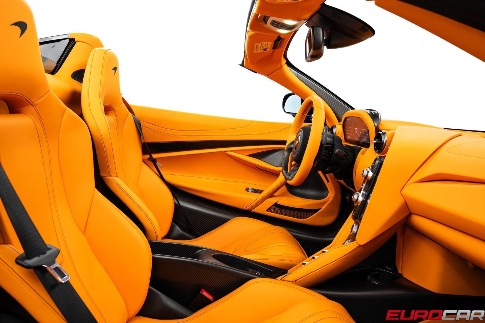 Used 2022 McLaren 765LT photo 40