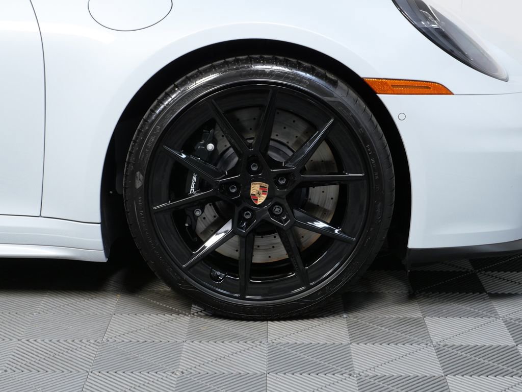 2025 Porsche 911 Carrera S