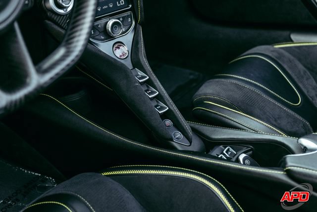 Used 2020 McLaren 720S Performance photo 12