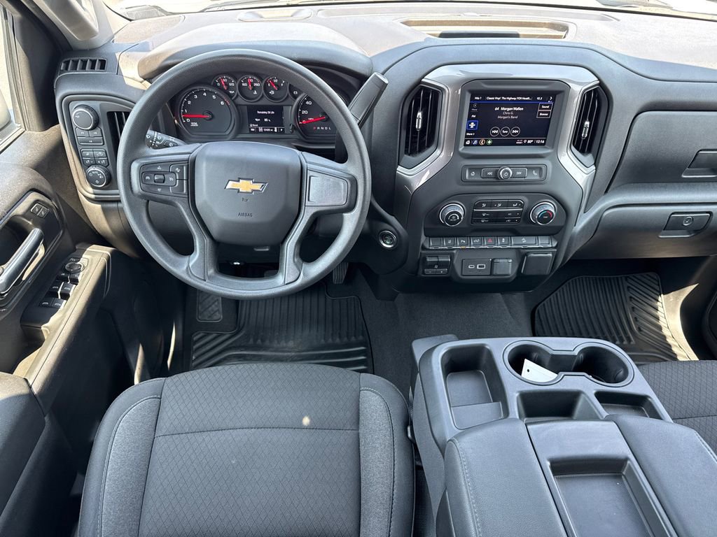 2025 Chevrolet Silverado 2500 Custom