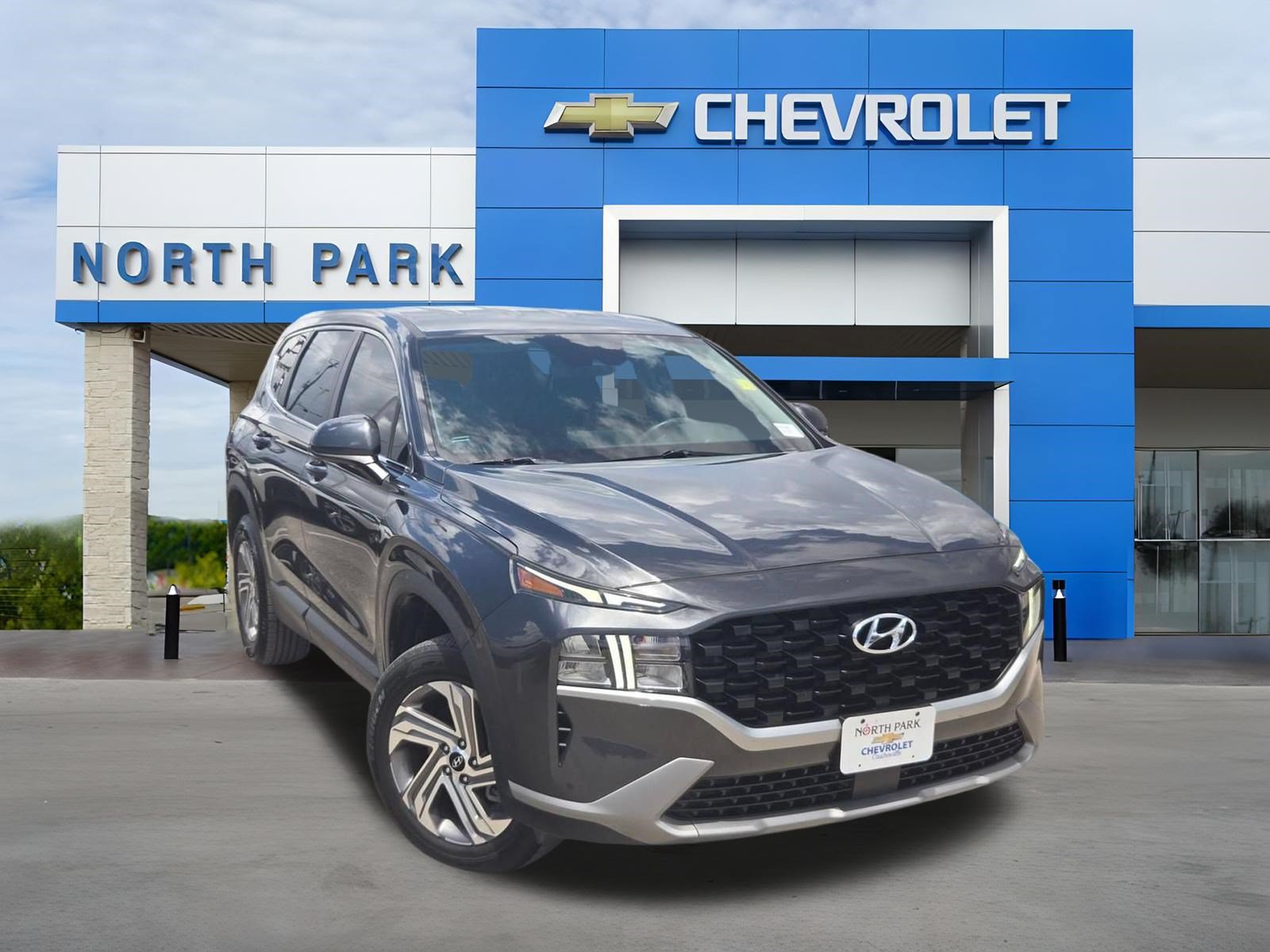 Used 2023 Hyundai Santa Fe SE w/ Cargo Package