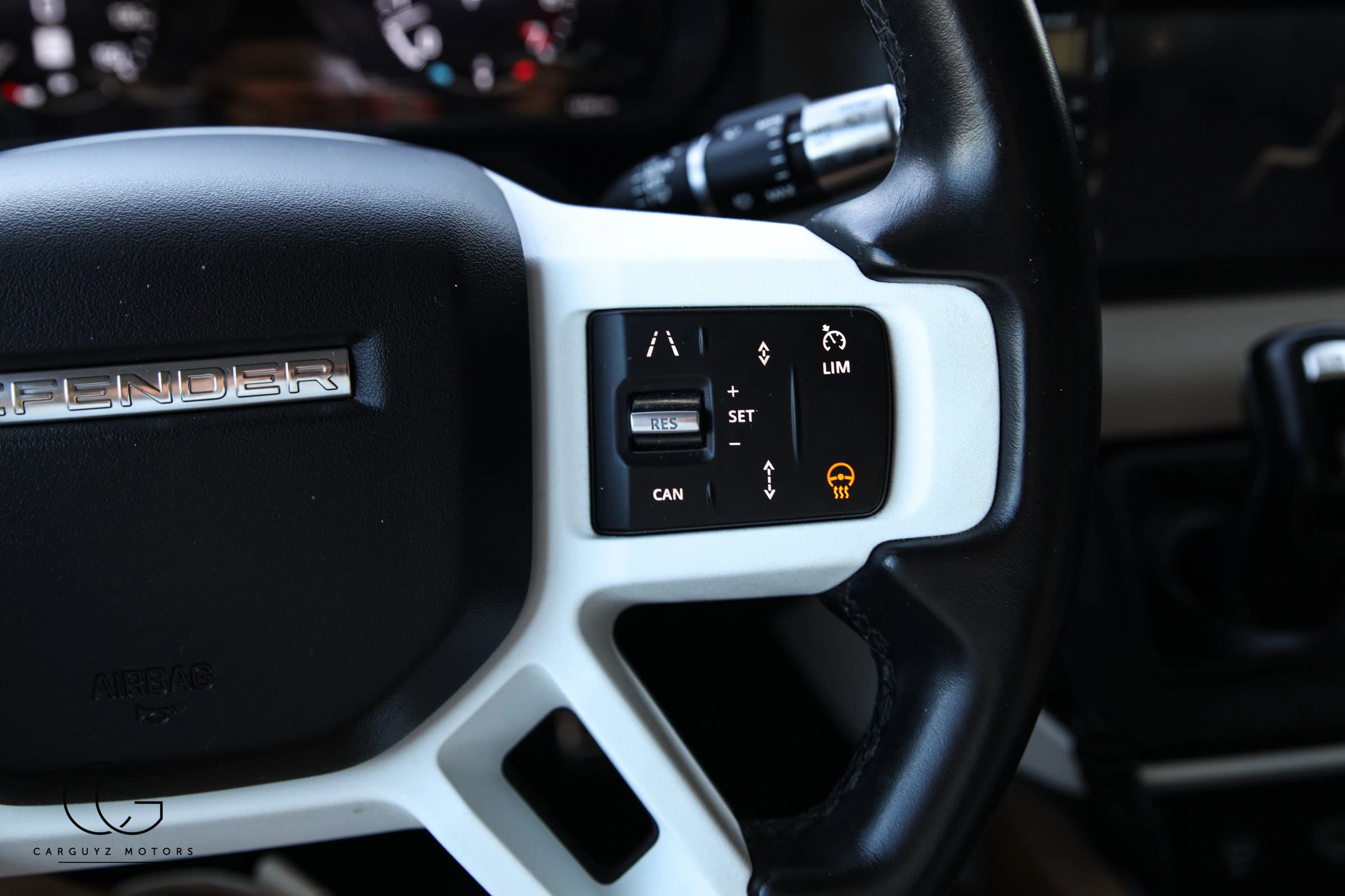 2021 Land Rover Defender 110 SE