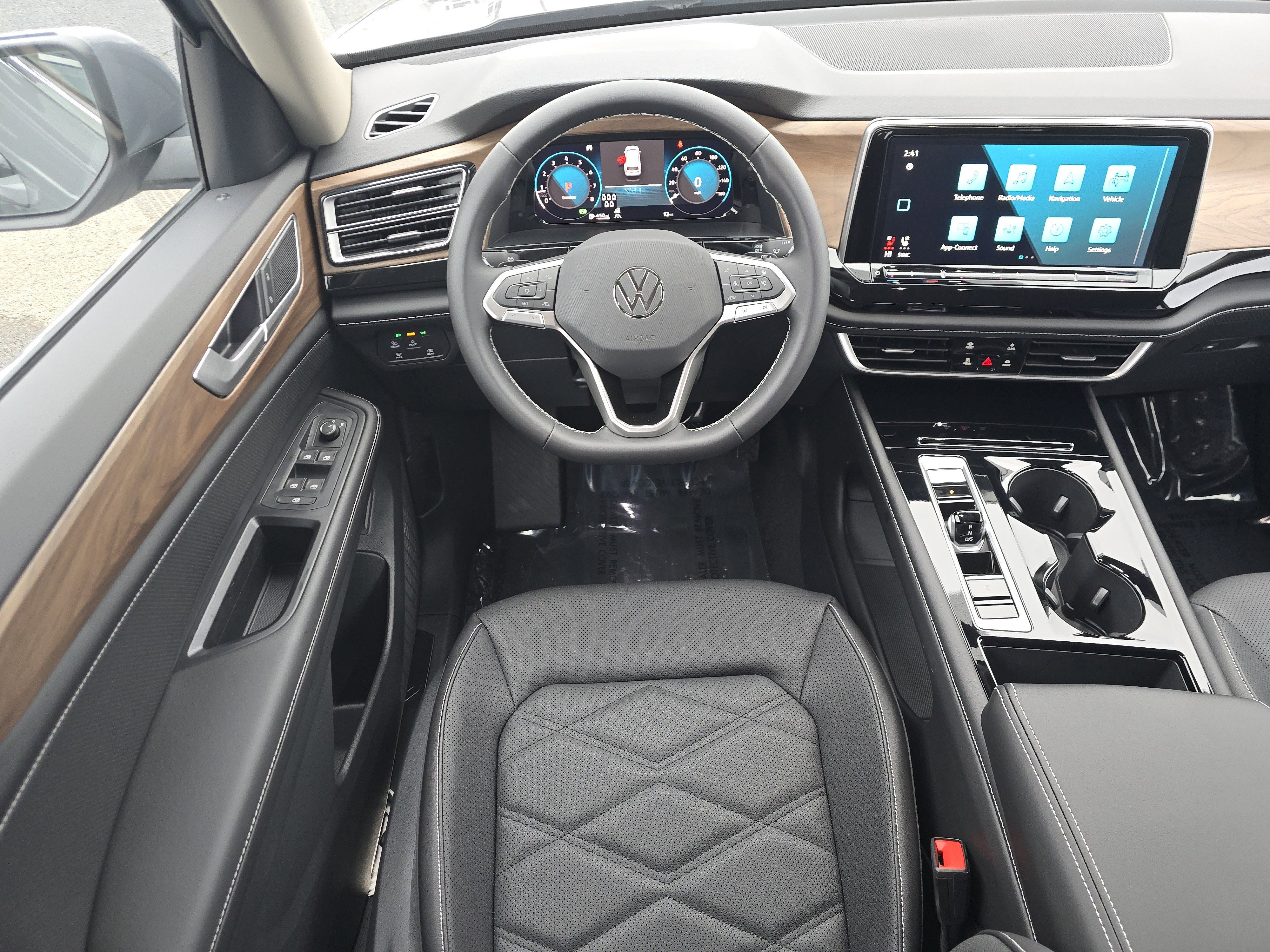 2026 Volkswagen Atlas SE