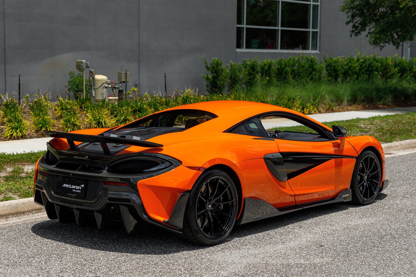 Used 2019 McLaren 600LT photo 7