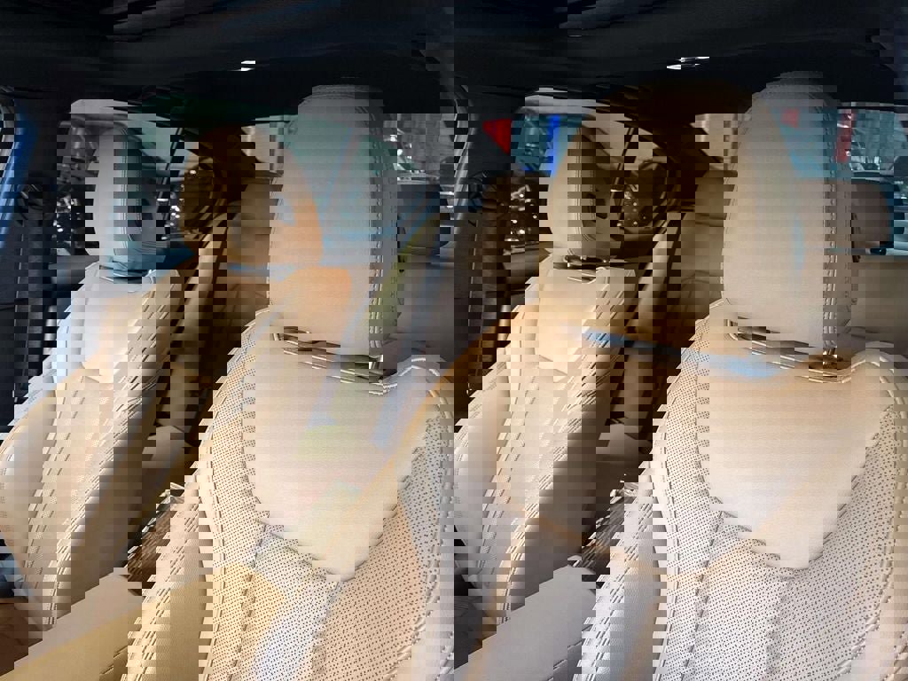 2023 BMW 330i xDrive Sedan