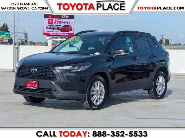 Used 2025 Toyota Corolla Cross LE