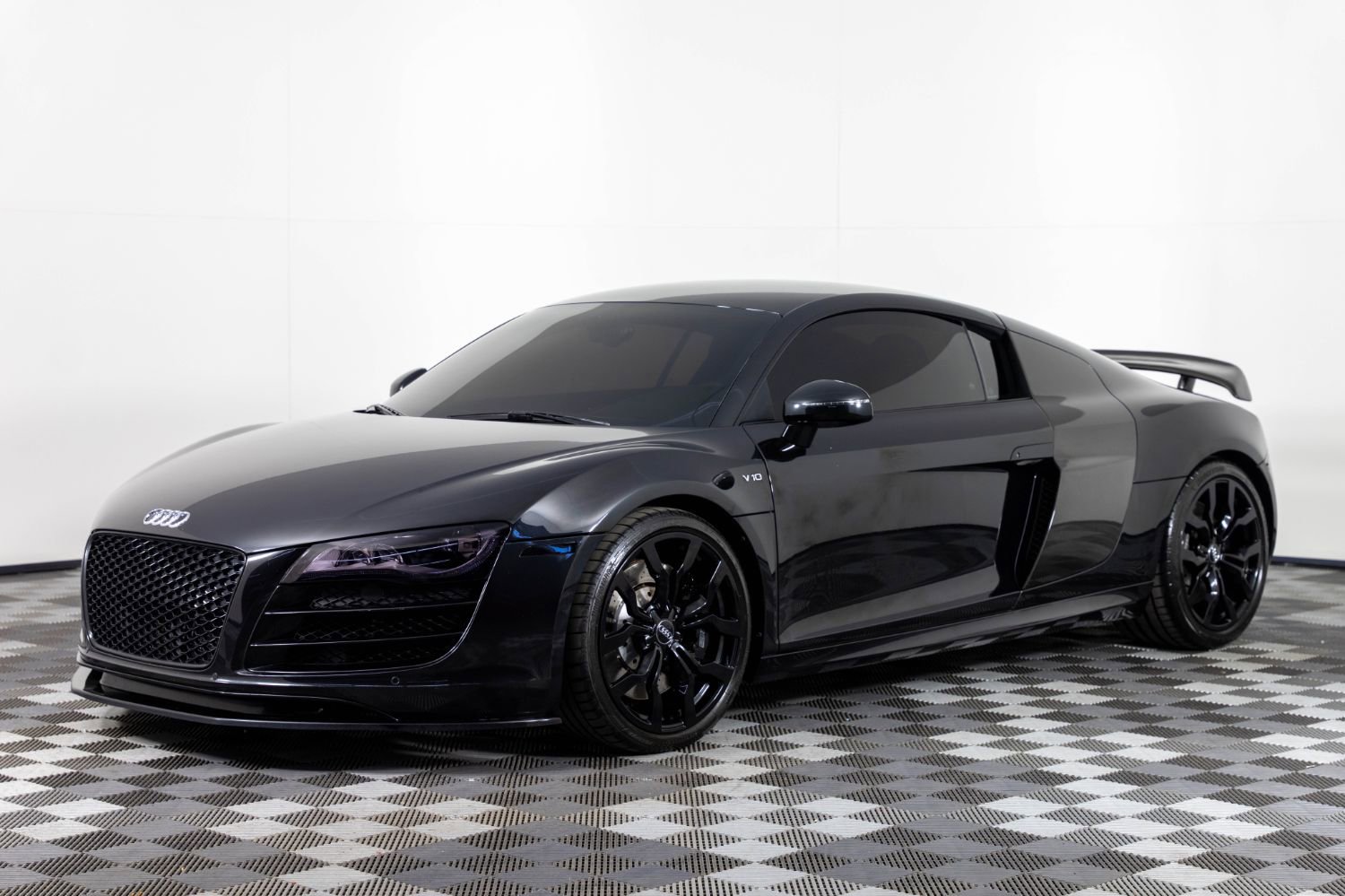Used 2012 Audi R8 V10