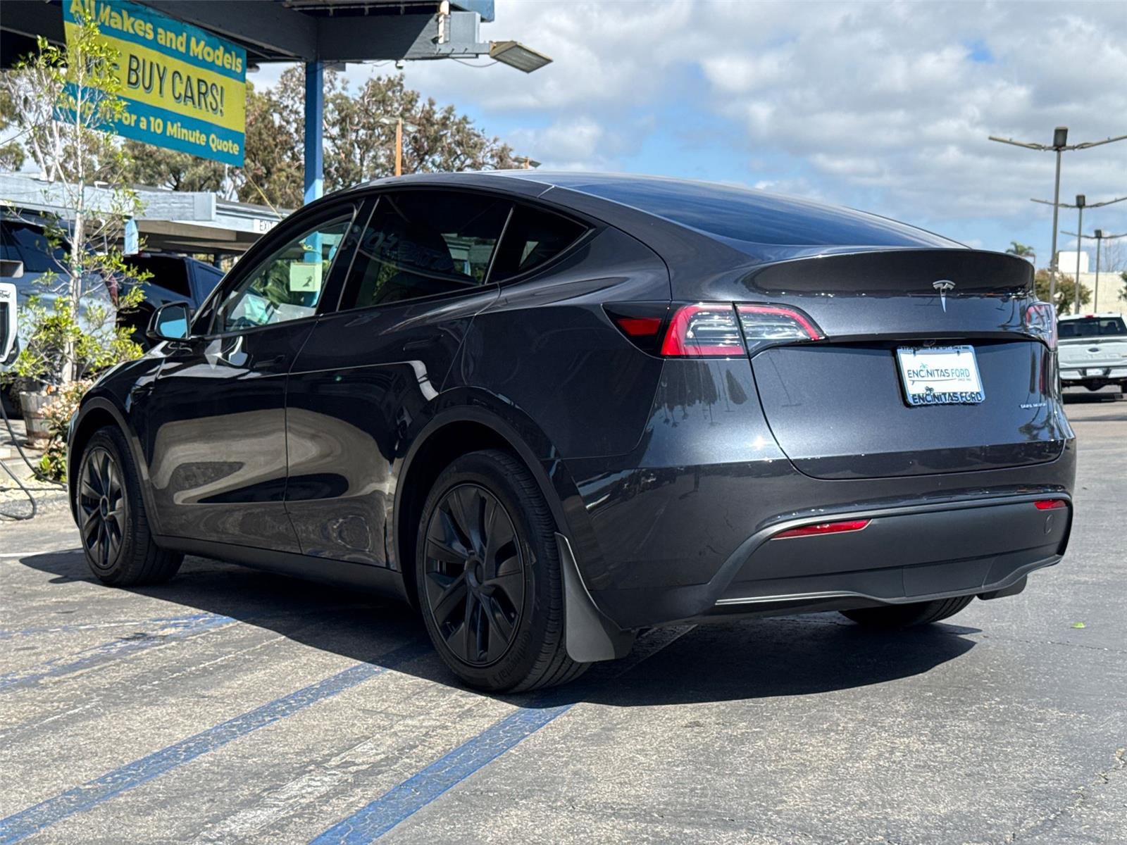 2025 Tesla Model Y Long Range