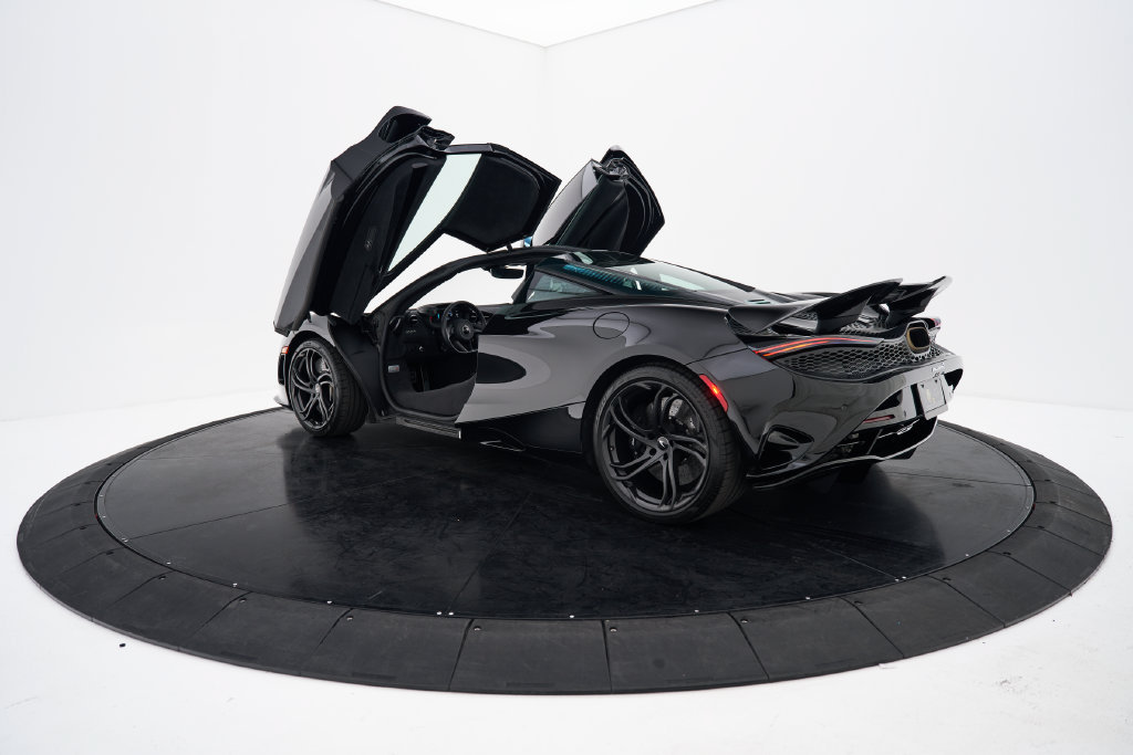 Used 2025 McLaren 750S photo 23
